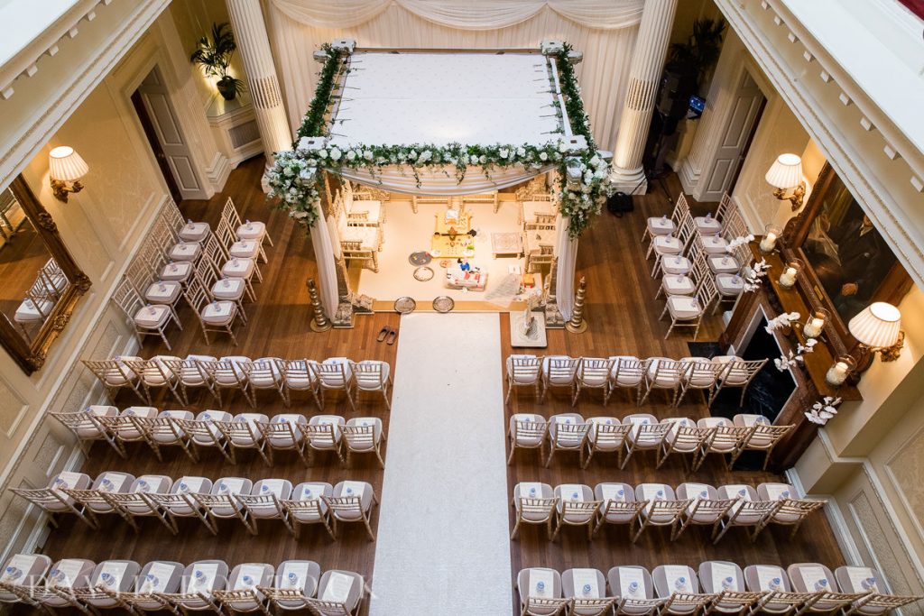 wedding setting at Hedsor House