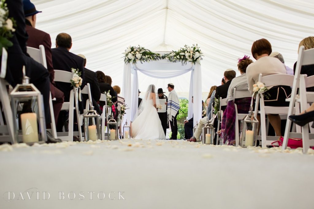 couple at the alter 