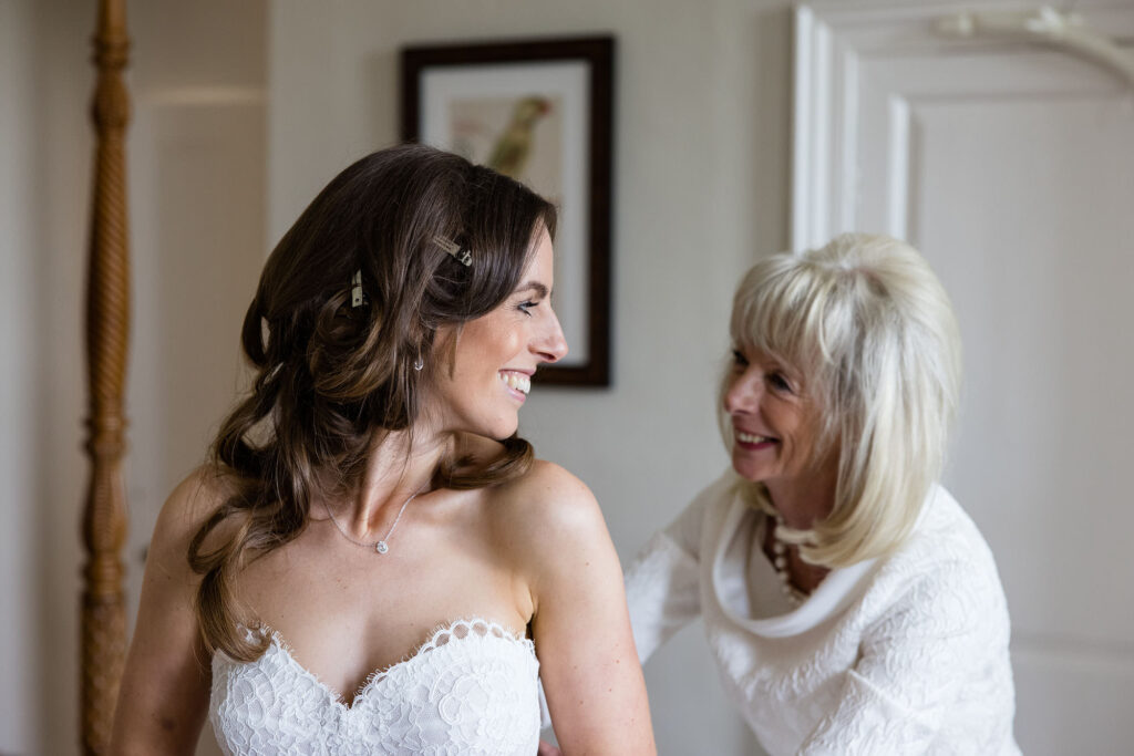 Ardington House wedding photo bride and mum