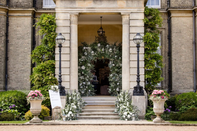 hedsor house weddiing floral arch